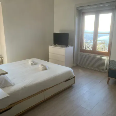 게스트하우스 Les Terrasses Du Rhone 3*