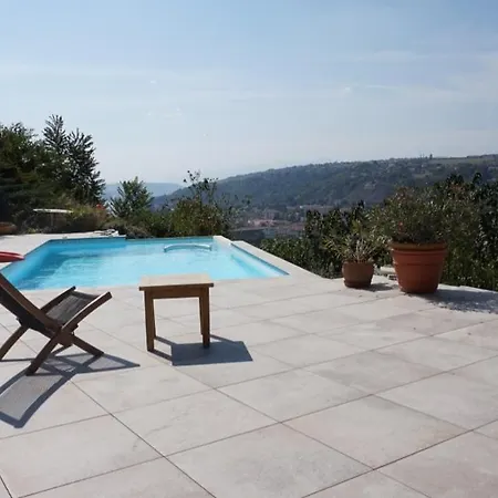 Guest house Les Terrasses Du Rhone *